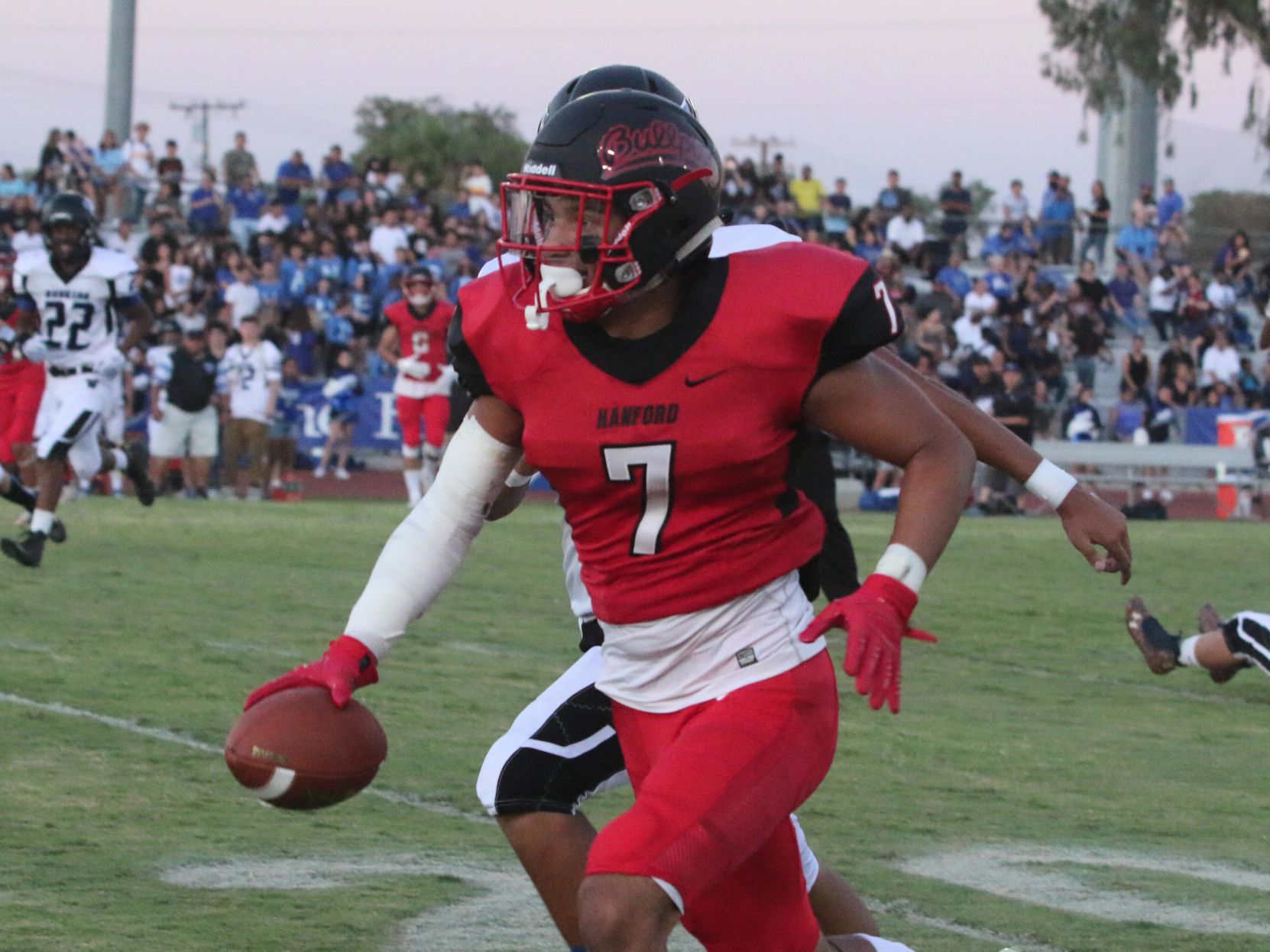 Bullpups own Huskies, make it half a dozen Dog Bowls in a row